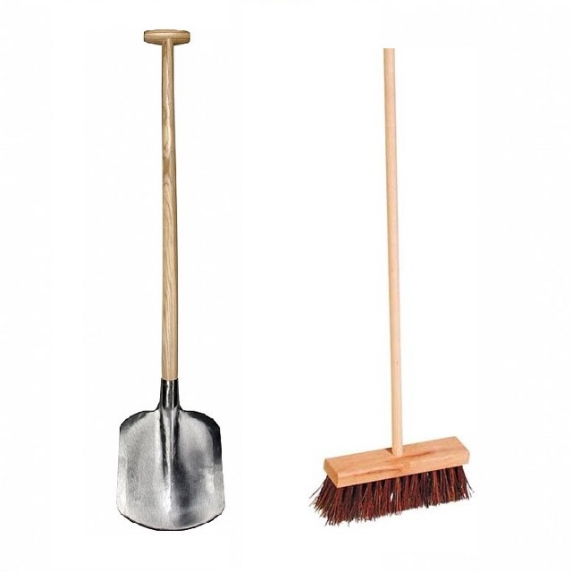 Schop en veegmateriaal